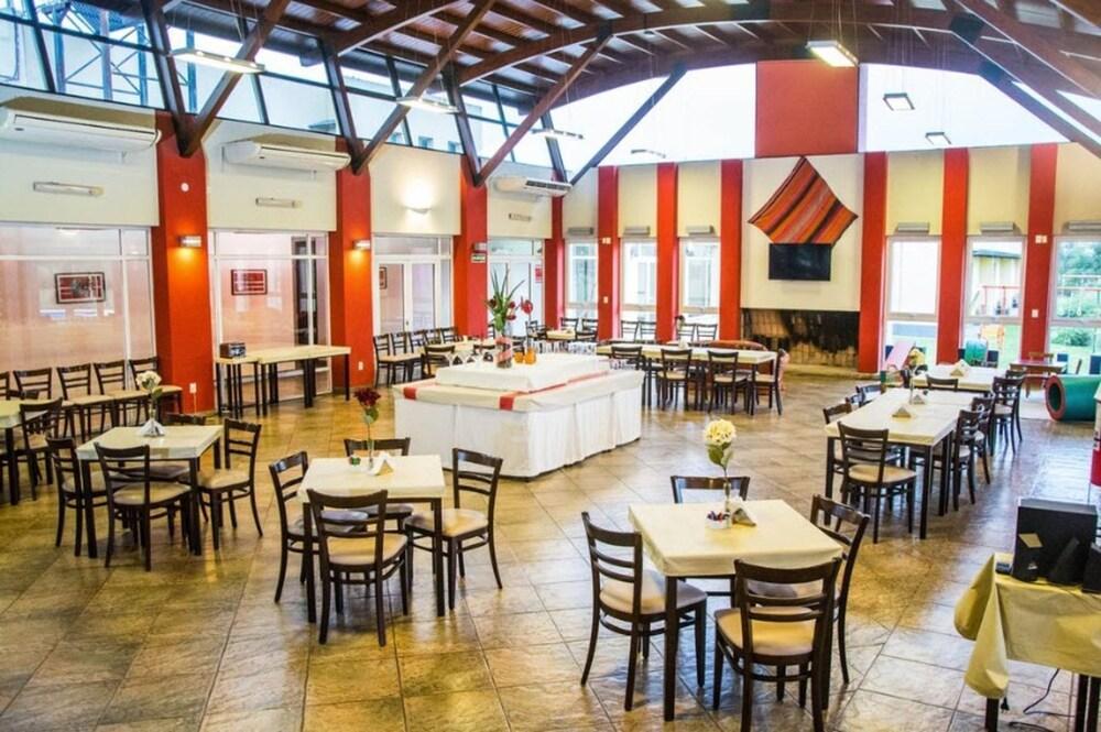 Howard Johnson Inn Росаріо-де-ла-Фронтера Екстер'єр фото