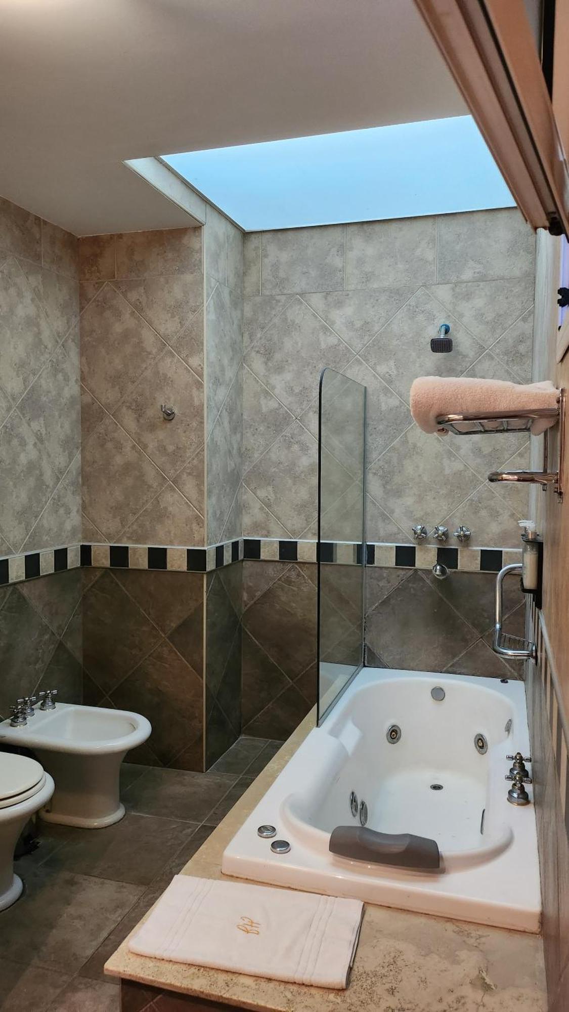 Howard Johnson Inn Росаріо-де-ла-Фронтера Екстер'єр фото